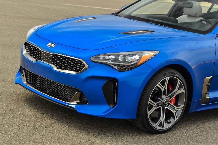 Детали экстерьера Kia Stinger GT AWD (CK) 2017 года  (NA) (фото 9 из 42)